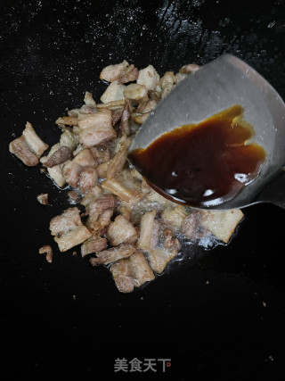 胡萝卜炒五花肉步骤5