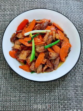胡萝卜炒五花肉步骤11