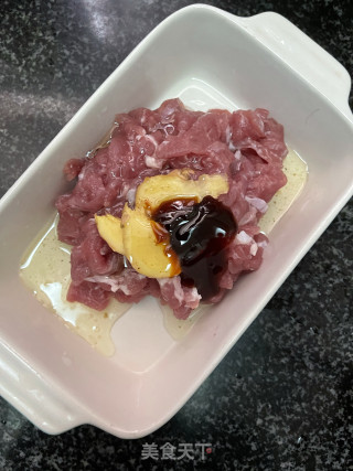 沙葛炒肉步骤2