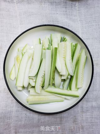 清甜入味的番茄西葫芦步骤2