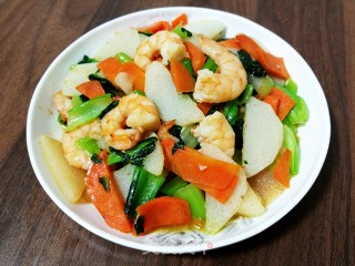 青菜山药炒虾仁步骤6