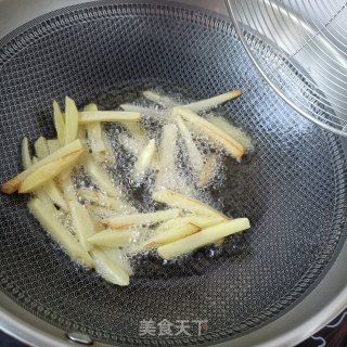 干锅肥肠虾步骤7