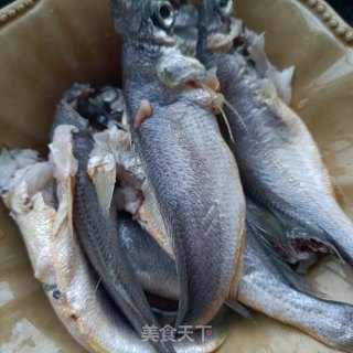 家常焖小黄花步骤1