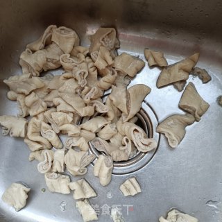 肥肠鸡步骤2