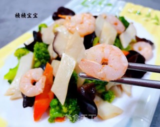 #快手小炒#西兰花杏鲍菇木耳炒虾仁步骤12