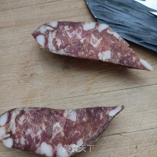 “快手小炒”腊肠炒苔菜步骤2