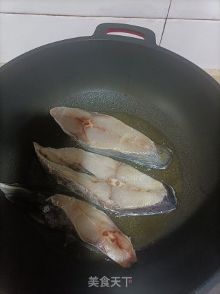 煎马鲛鱼步骤3