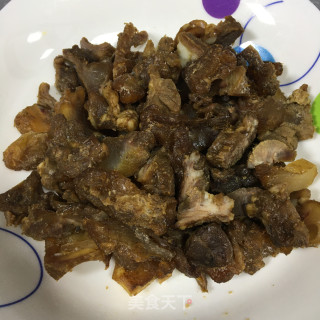 牛筋烧豆腐步骤1