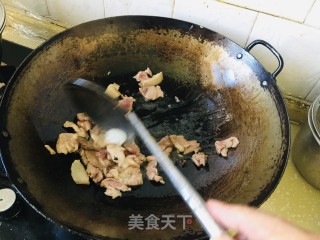 辣椒炒肉片步骤3