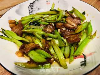 广东名菜-生炒菜心步骤7