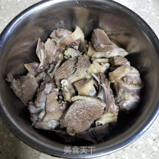 南姜焖鸭步骤3