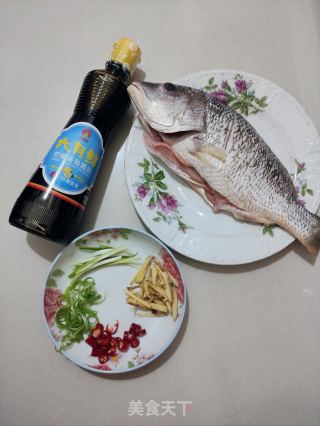 清蒸海鱼步骤1