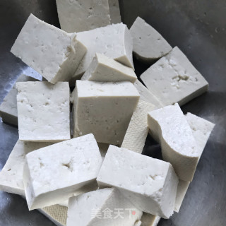 香辣黑鱼豆腐煲步骤3