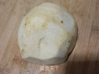 剁椒腊肠蒸芋头步骤3