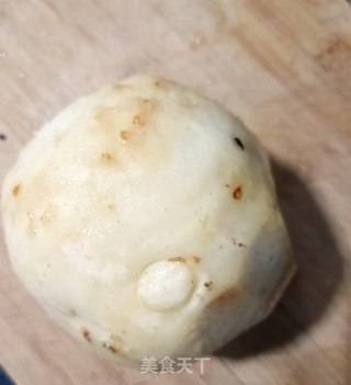 剁椒腊肠蒸芋头步骤2