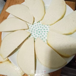 剁椒腊肠蒸芋头步骤4