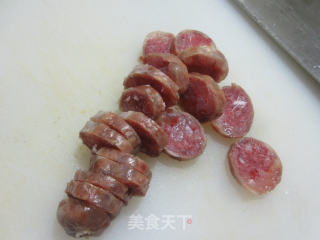 腊肠炒四季豆步骤2
