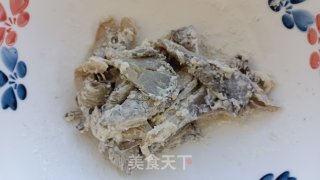炸平菇步骤7
