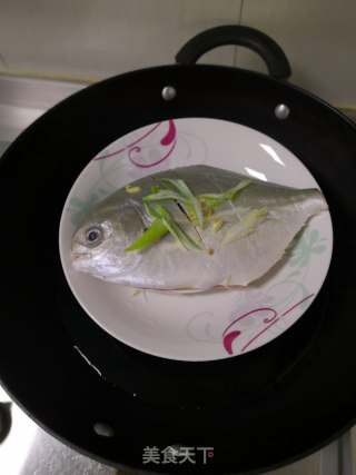 清蒸鲳鱼步骤5