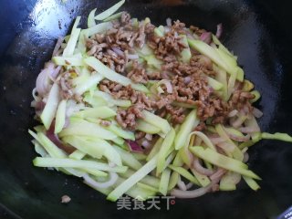 佛手瓜炒牛肉步骤7
