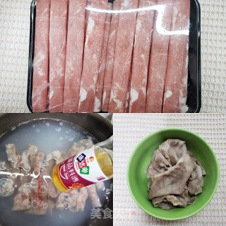 辣白菜肥牛炒年糕步骤2