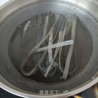 鸡肉流汁宽粉步骤1