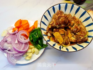 冬季滋补养生补钙美食～黑椒牛脊骨步骤2