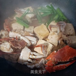 梭子蟹炖豆腐步骤17