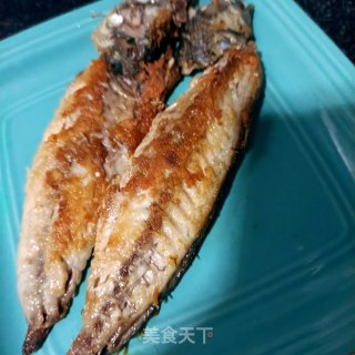 煎一卤鲜鲐鲅鱼步骤9