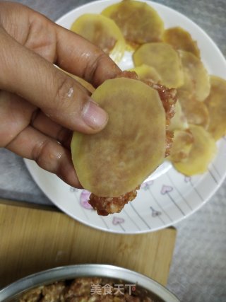 “灯影”土豆夹（虎皮螺丝椒酿肉）步骤6
