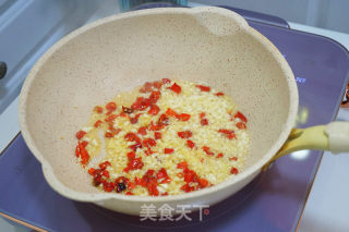 酸菜炒鸡胗步骤8