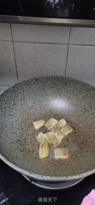 青蒜炒腊味步骤4 青蒜炒腊味步骤4