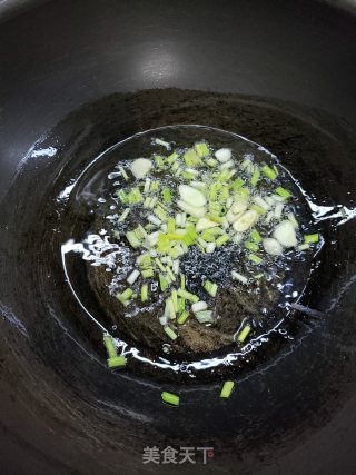 简单易做、鲜香下饭的青椒炒豆皮步骤4