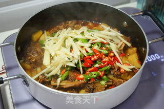 仔姜鸭焖土豆步骤12