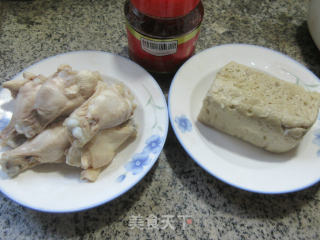 烤麸烧鸡翅根步骤1