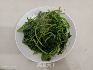 清炒番薯叶步骤5