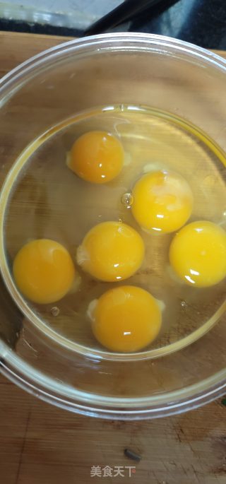 九层塔大葱炒鸡蛋步骤2