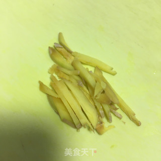 板栗菌菇烧鸡腿步骤4