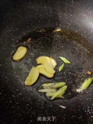 番茄肥牛萝卜锅步骤5