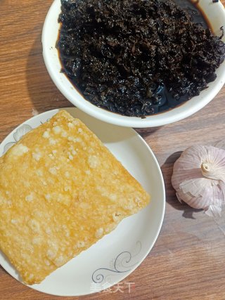 梅干菜烧扣肉步骤1