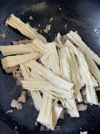 腐竹炒肉片步骤5 腐竹炒肉片步骤5