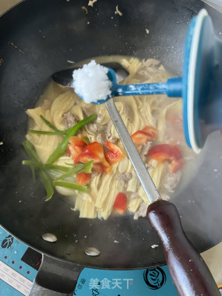 腐竹炒肉片步骤10 腐竹炒肉片步骤10
