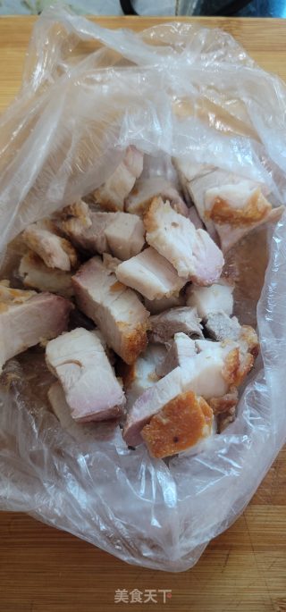 烧肉焖白萝卜步骤2
