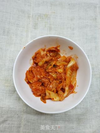 辣白菜豆腐煲步骤1