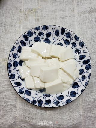 辣白菜豆腐煲步骤2