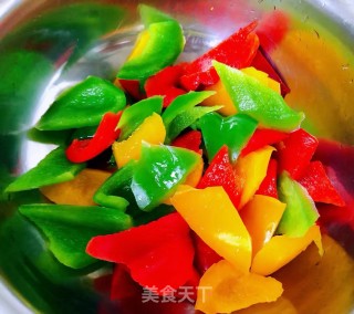 彩椒炒肥肠步骤8