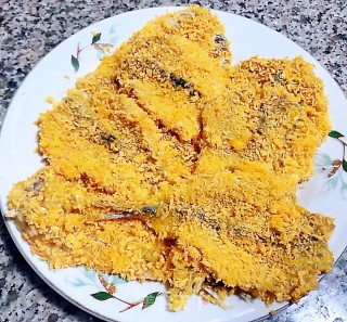 香酥蝴蝶黄花鱼步骤7
