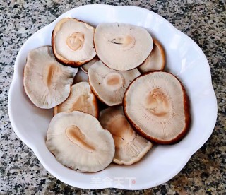 蚝油蒜蓉烤香菇步骤5