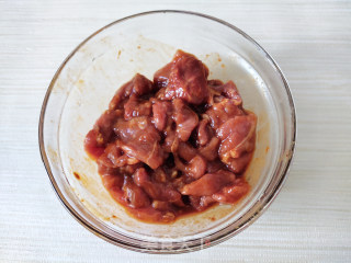 空气炸锅烤金针菇肉卷步骤4