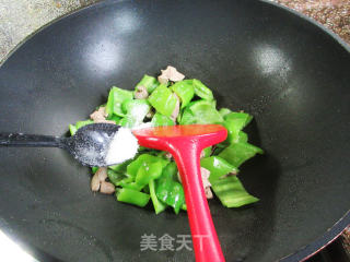 鸭肝炒青椒步骤10